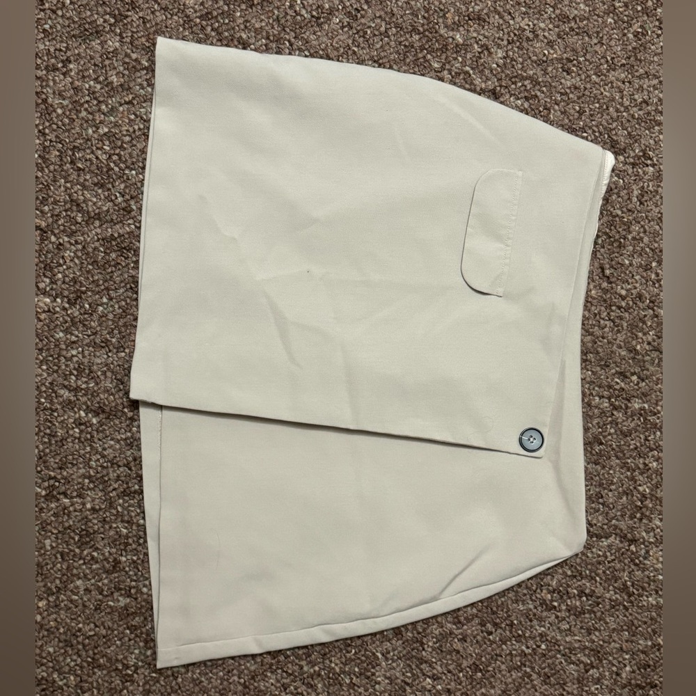 Beige skirt